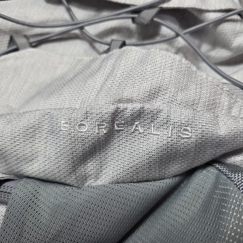 The North Face Borealis Backpack Heather Gray FlexVent OS Hiking Travel Outdoor